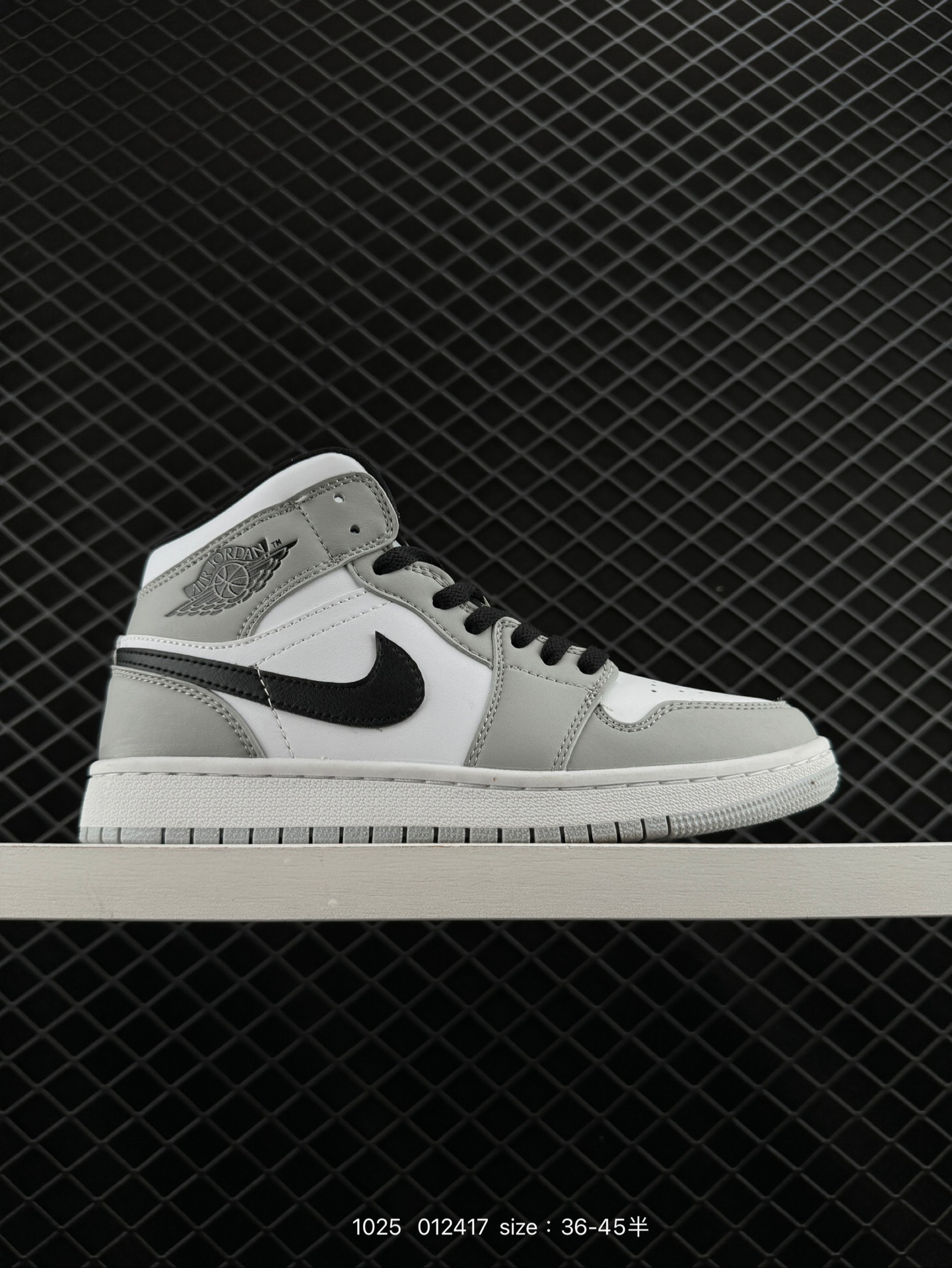 Nike AIR JORDAN 1 RETRO HIGH Nike AIR JORDAN 1 RETRO HIGH